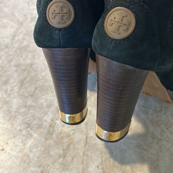 TORY BURCH Heeled Black Suede Boots - Picture 8 of 11